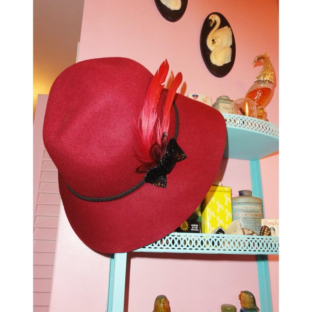Vintage Burgundy Cloche Hat w/ Bow and Feathers church hat pinup Kentucky Derby - Picture 8 of 10
